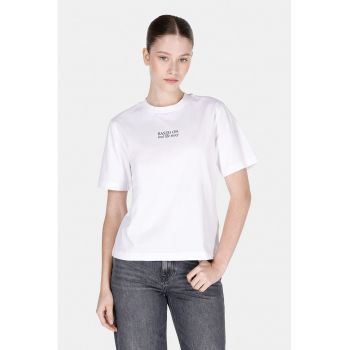 Tricou cu decolteu la baza gatului si maneci cazute