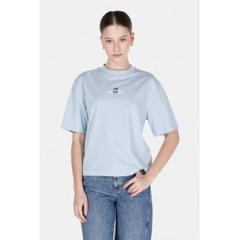 Tricou cu decolteu la baza gatului si maneci cazute