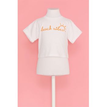 Tricou cu decolteu la baza gatului si maneci cazute