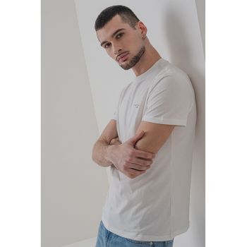 Tricou slim fit de bumbac organic