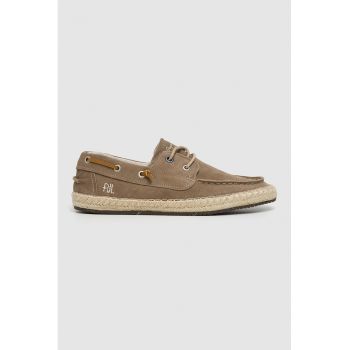 Pantofi boat de piele intoarsa