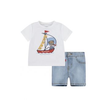 Set de blugi scurti si tricou cu imprimeu
