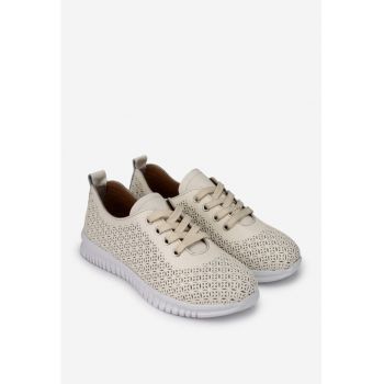 Pantofi dama  bej din piele cu model