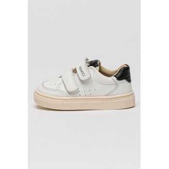 Pantofi sport din piele cu inchidere velcro