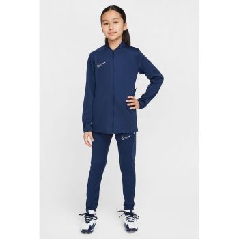 Trening cu tehnologie Dri Fit pentru fotbal