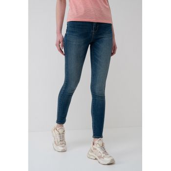 Blugi slim fit cu talie inalta