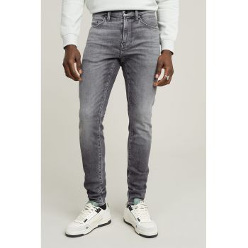 Blugi slim fit cu talie medie Revend