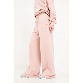 Pantaloni de trening cu croiala ampla si snur de ajustare
