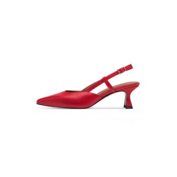 Pantofi de piele cu toc si catarama