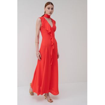 Rochie maxi cu prindere la decolteu