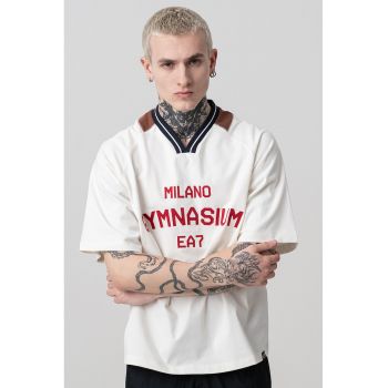 Tricou cu decolteu in V si imprimeu text