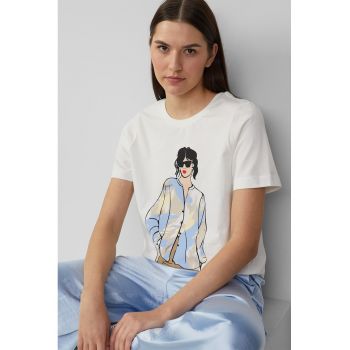 Tricou cu decolteu la baza gatului si imprimeu grafic