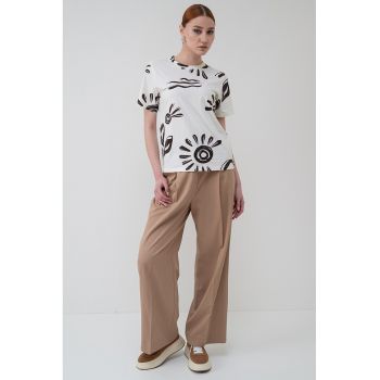 Tricou cu imprimeu grafic