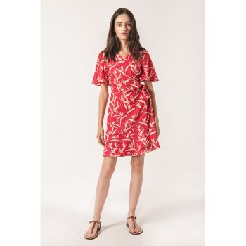 Rochie cu imprimeu floral si decolteu cache-coeur