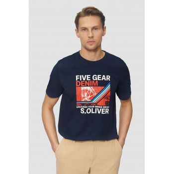 Tricou cu decolteu la baza gatului si imprimeu frontal
