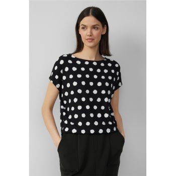 Tricou cu model cu buline