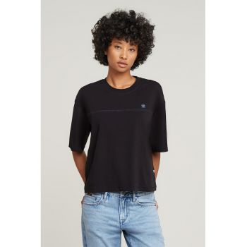 Tricou din bumbac organic cu decolteu la baza gatului