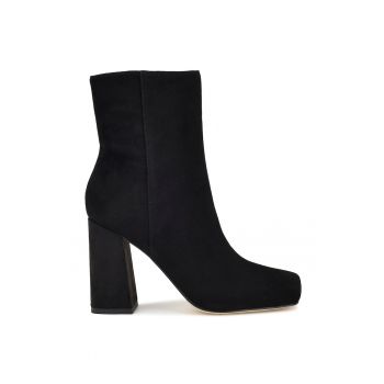 Botine de piele intoarsa cu toc masiv Spice