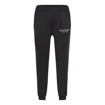 Pantaloni conici de trening cu banda elastica in talie