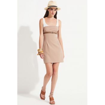 Rochie scurta si cambrata