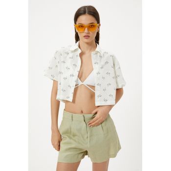 Camasa crop cu model si cu maneci scurte