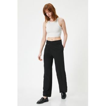 Pantaloni drepti cu drapaje