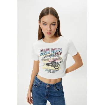 Tricou crop de bumbac cu imprimeu Moto