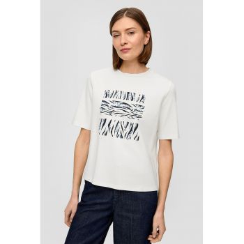 Tricou cu aplicatii de paiete