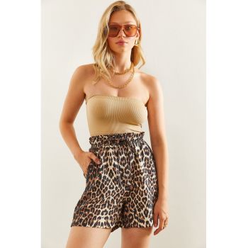 Pantaloni scurti cu animal print