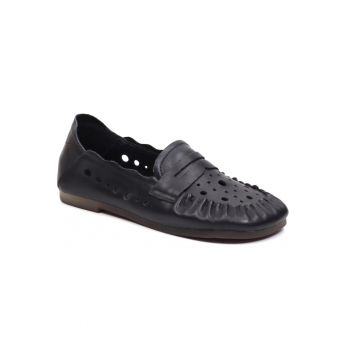 Pantofi dama perforati 8120 negru -