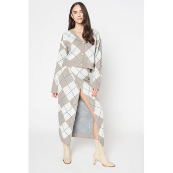 Cardigan cu decolteu in V si model in carouri ieftin