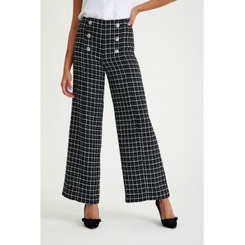 Pantaloni din tuid cu croiala conica si model in carouri