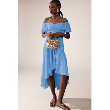 Rochie midi cu decolteu pe umeri