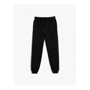 Pantaloni de trening uni cu snur
