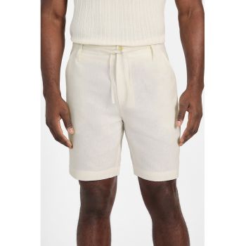Pantaloni scurti din amestec de in cu snur si buzunare laterale