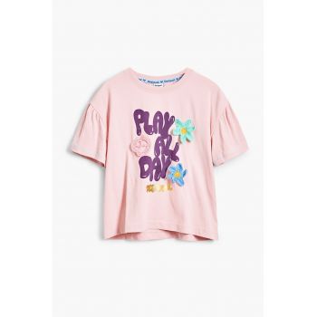 Tricou cu imprimeu grafic si flori brodate