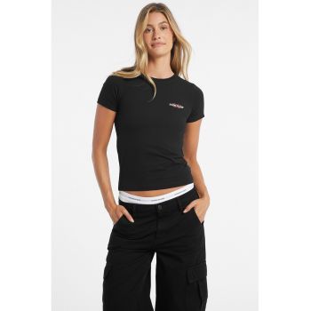 Tricou slim fit cu decolteu la baza gatului