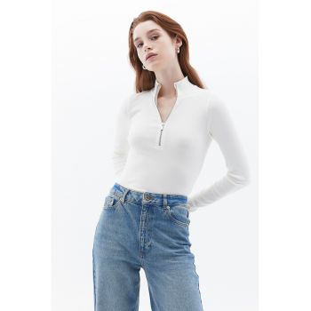 Bluza cu fenta cu fermoar