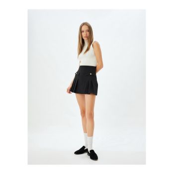 Fusta mini cu talie inalta