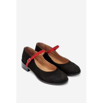 Pantofi dama negri din piele intoarsa cu bareta rosie