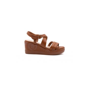 Sandale wedge din piele ecologica