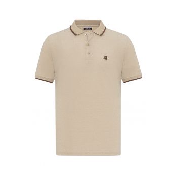 Tricou polo cu logo brodat discret