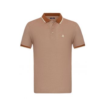 Tricou polo cu logo brodat discret