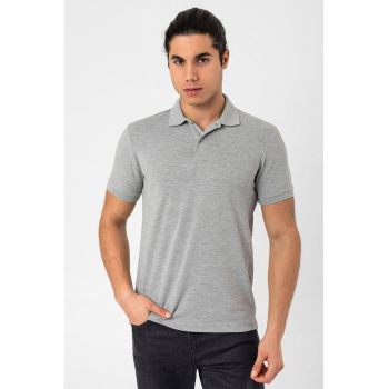 Tricou polo regular fit cu detaliu cu logo discret