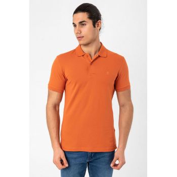 Tricou polo regular fit cu detaliu cu logo discret