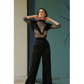 Bluza de dantela cu volane