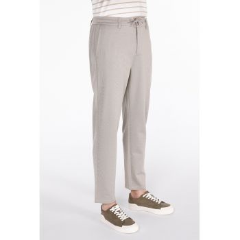 Pantaloni regular fit cu talie medie