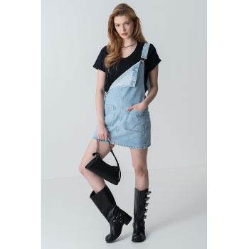 Rochie-sarafan din denim