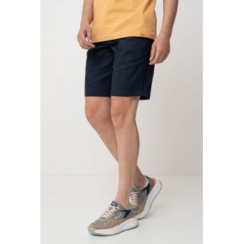 Pantaloni scurti cu model uni