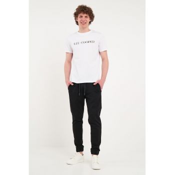 Pantaloni sport uni cu snur in talie